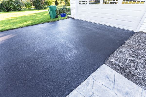 Cost of Blacktop Driveway Service in League City