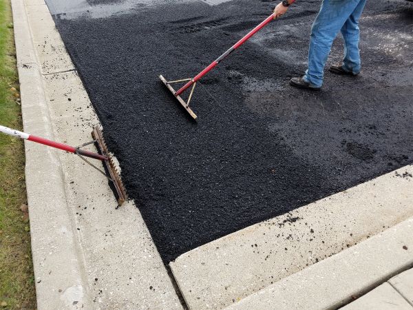 Cost of Asphalt Driveway Service in League City